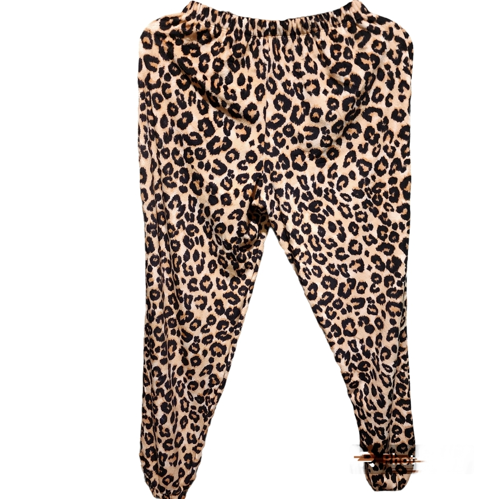 Petite Simple Vera Wang Velour Hooded Pajama Top and Banded Bottom Pajama Pants - Picture 6 of 6